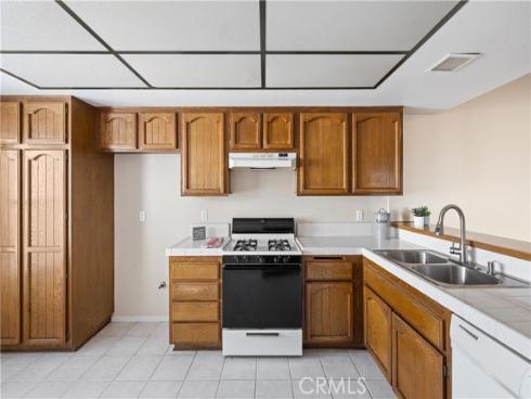 12 Primrose , Irvine, CA