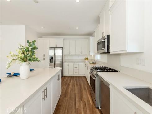 2236 Synergy , Irvine, CA