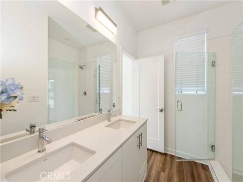 2236 Synergy , Irvine, CA