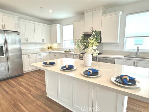 2236 Synergy , Irvine, CA