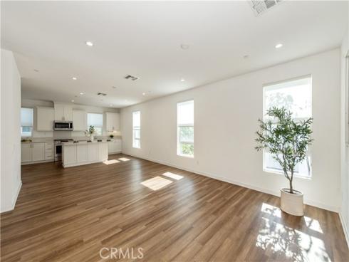 2236 Synergy , Irvine, CA