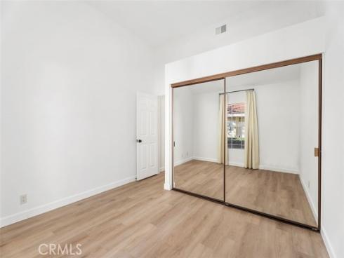 17  Dartmouth  , Irvine, CA