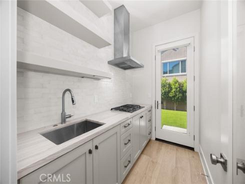 237 Pinnacle , Irvine, CA