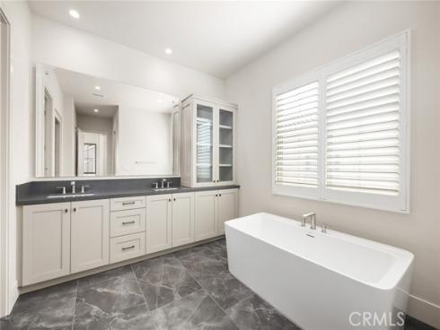 237 Pinnacle , Irvine, CA