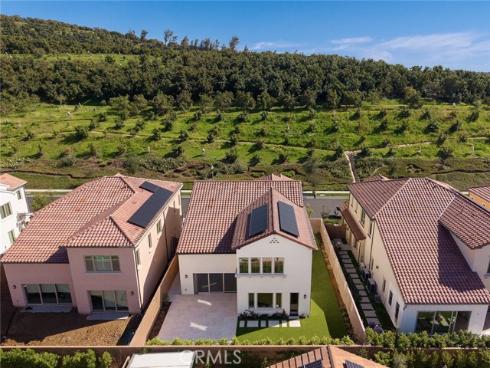 237 Pinnacle , Irvine, CA