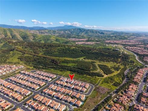 237 Pinnacle , Irvine, CA