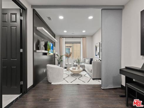 55 Suede , Irvine, CA