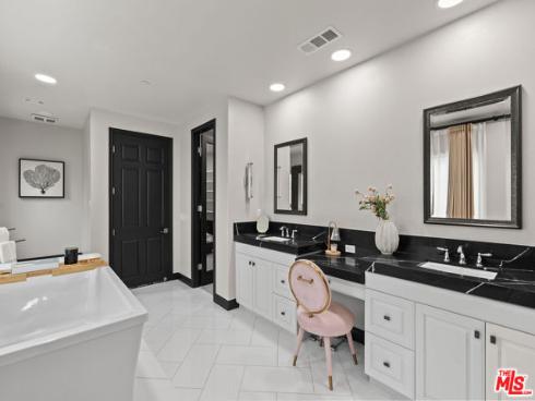 55 Suede , Irvine, CA