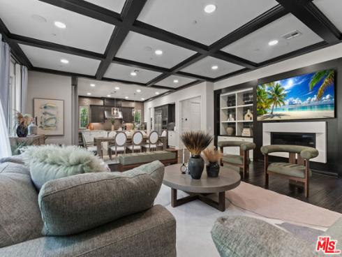 55 Suede , Irvine, CA