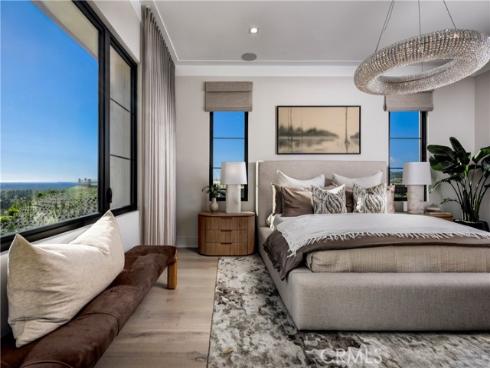 536 Peninsula , Irvine, CA