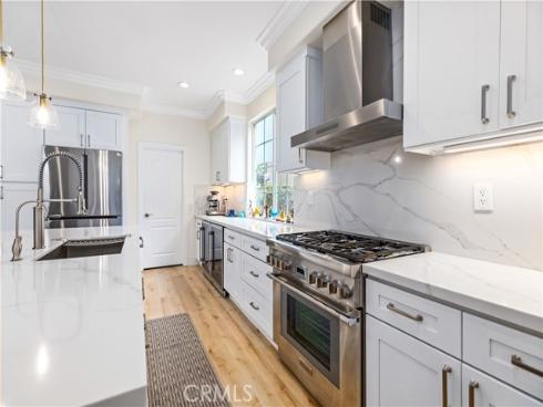 154 Treehouse , Irvine, CA