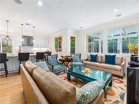 154 Treehouse , Irvine, CA