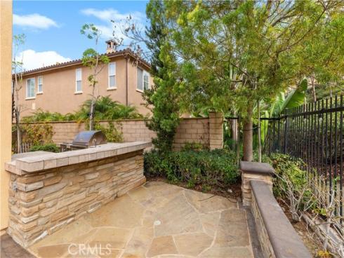 154 Treehouse , Irvine, CA