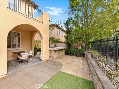 154 Treehouse , Irvine, CA