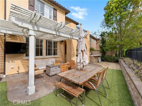 154 Treehouse , Irvine, CA