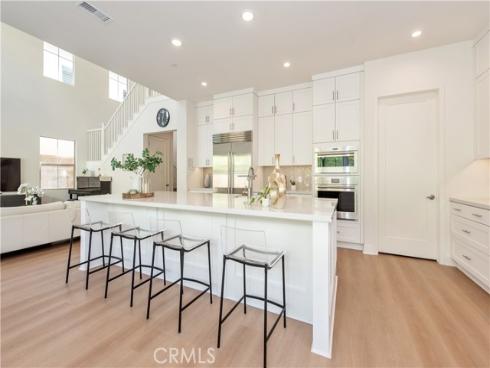 100 Bright Star , Irvine, CA