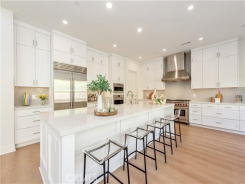 100 Bright Star , Irvine, CA