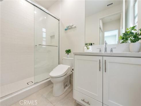 100 Bright Star , Irvine, CA