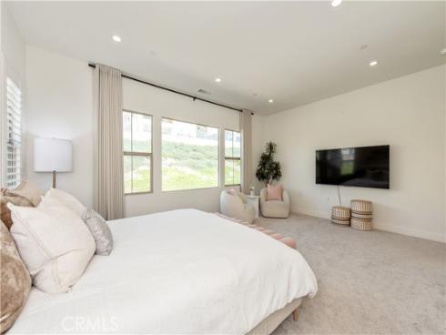 100 Bright Star , Irvine, CA