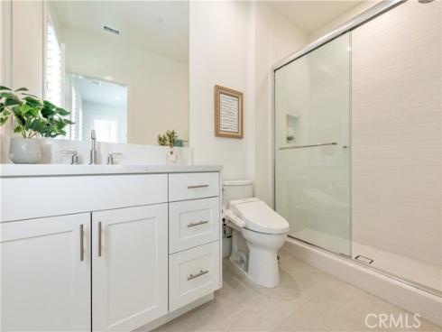 100 Bright Star , Irvine, CA