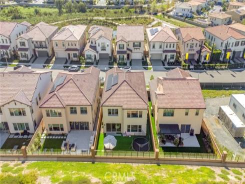 100 Bright Star , Irvine, CA