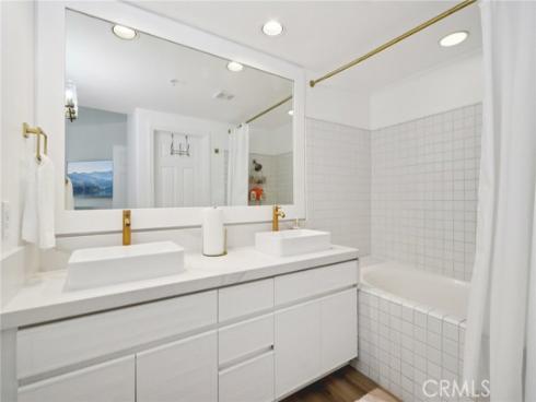 2253  Martin  321 , Irvine, CA