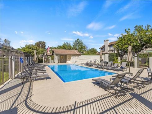 1 Sunup , Irvine, CA