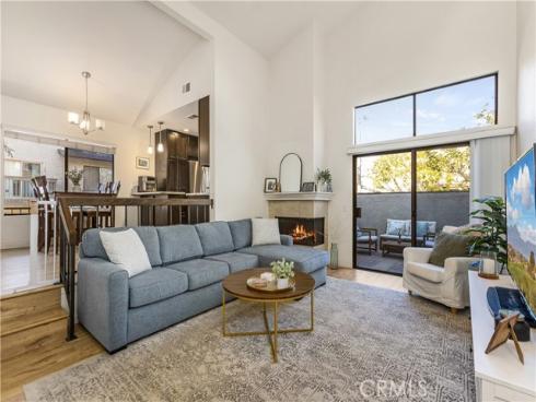 1 Sunup , Irvine, CA