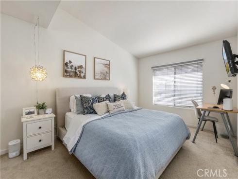 1 Sunup , Irvine, CA