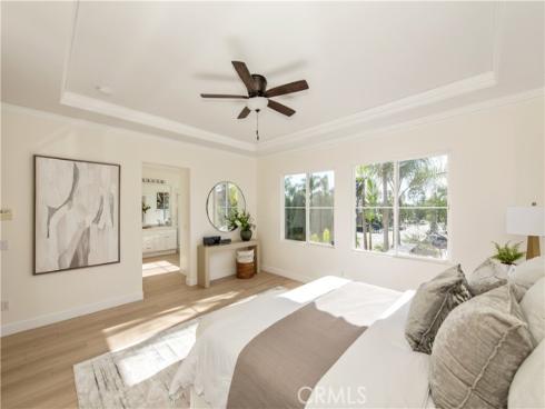 20  Laurelwood   Drive, Irvine, CA