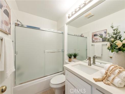 20  Laurelwood   Drive, Irvine, CA