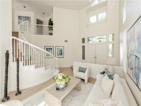 20  Laurelwood   Drive, Irvine, CA