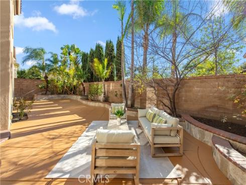 20  Laurelwood   Drive, Irvine, CA