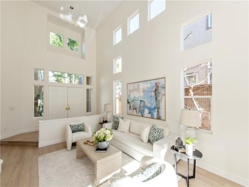 20  Laurelwood   Drive, Irvine, CA