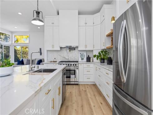 33  mann   Street, Irvine, CA