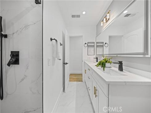 33  mann   Street, Irvine, CA