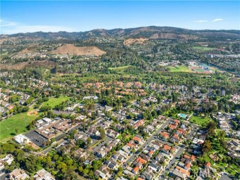 33  mann   Street, Irvine, CA