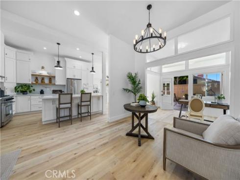 33  mann   Street, Irvine, CA