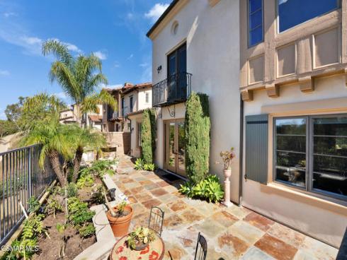 27  Rose Trellis  , Irvine, CA