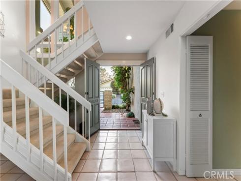 9 Teakwood , Irvine, CA