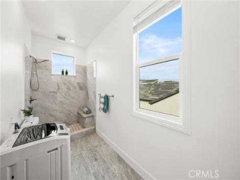 426 Treble , Irvine, CA
