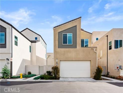 426 Treble , Irvine, CA