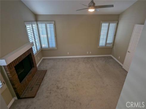 18 Harrisburg , Irvine, CA