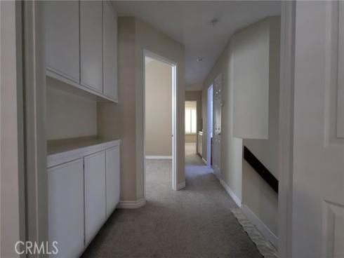 18 Harrisburg , Irvine, CA