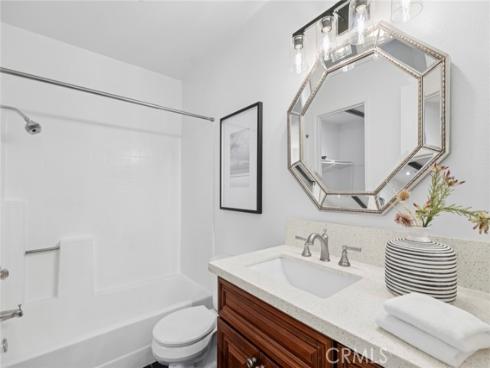 127  Huntington  , Irvine, CA