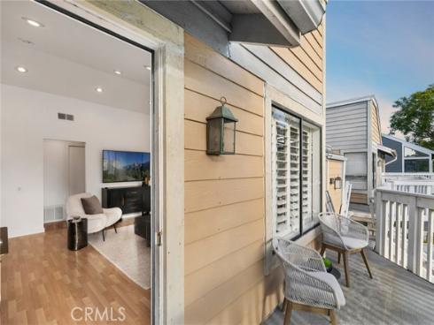 127  Huntington  , Irvine, CA