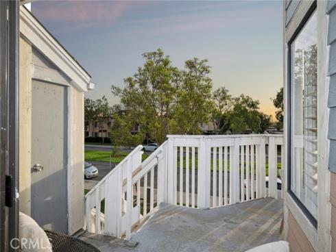 127  Huntington  , Irvine, CA