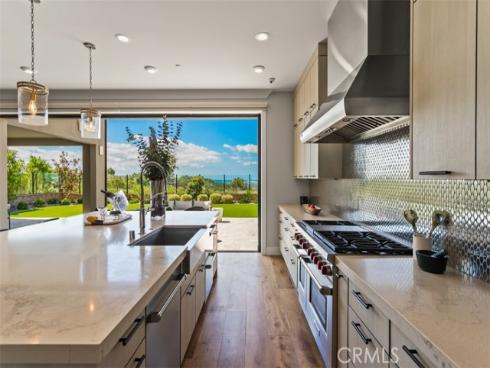 224  Clear Falls  , Irvine, CA