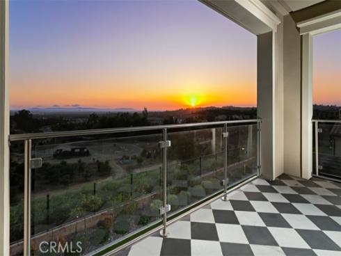224  Clear Falls  , Irvine, CA
