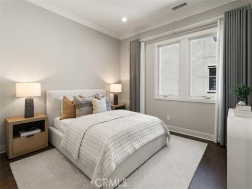 224  Clear Falls  , Irvine, CA